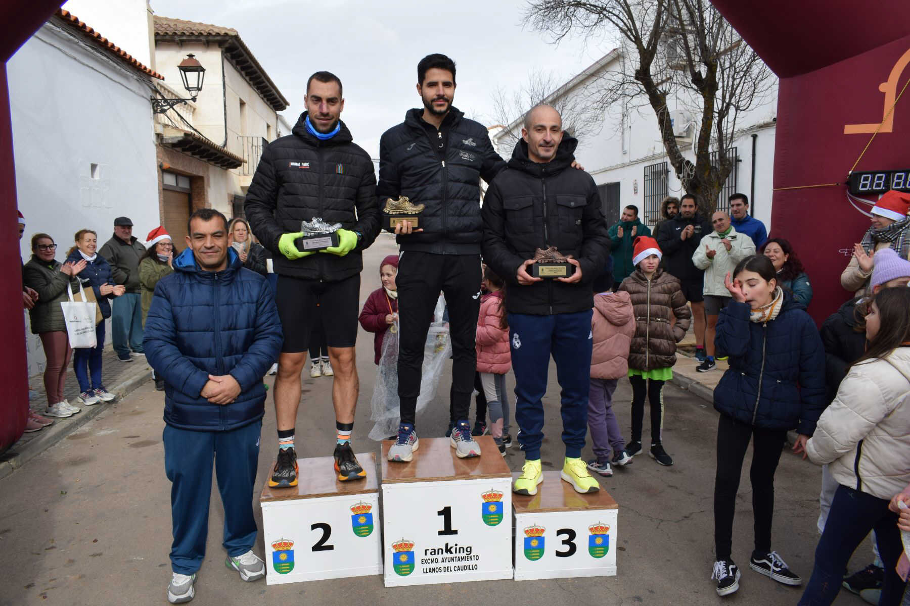 Podium 5 k masculino imagenes VII carrera San Silvestre